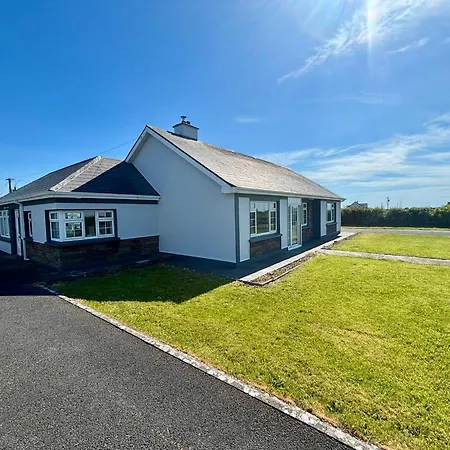 בית נופש West Clare Hideaway - Four Bedroom - Wild Atlantic Way